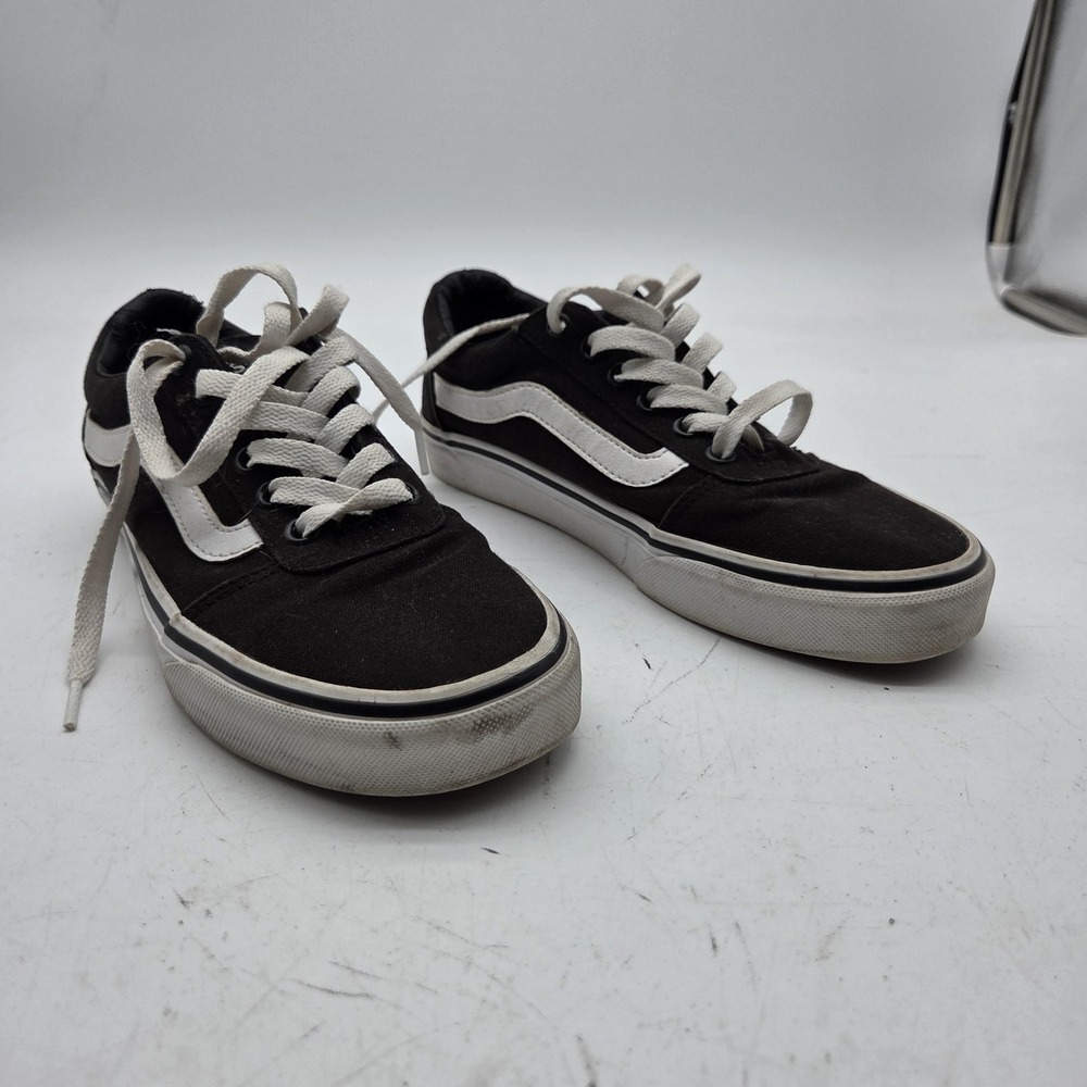 Vans Old Skool Shoes Womens‎ Size 7 Black Canvas Low Top Skate Sneakers